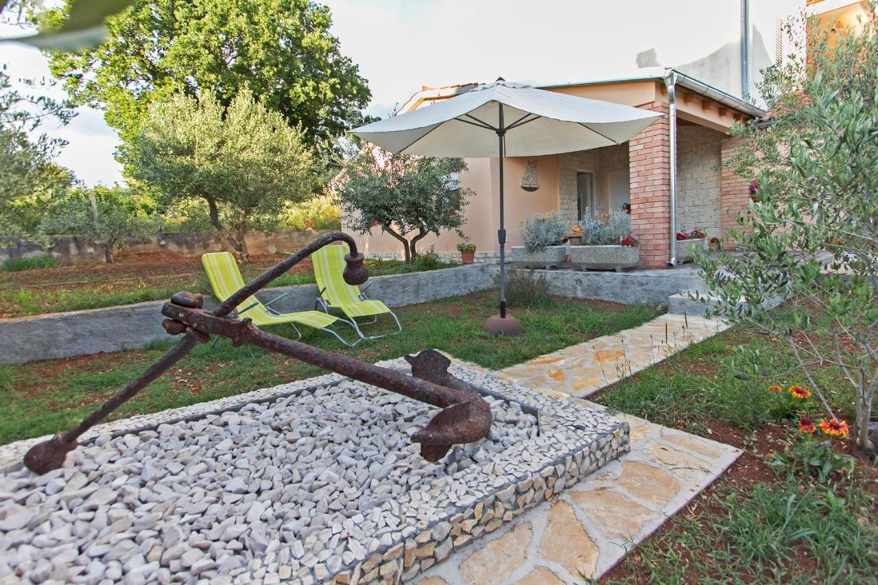 Nella Apartment Zadar Exterior photo