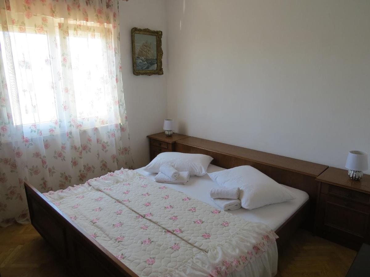Nella Apartment Zadar Exterior photo